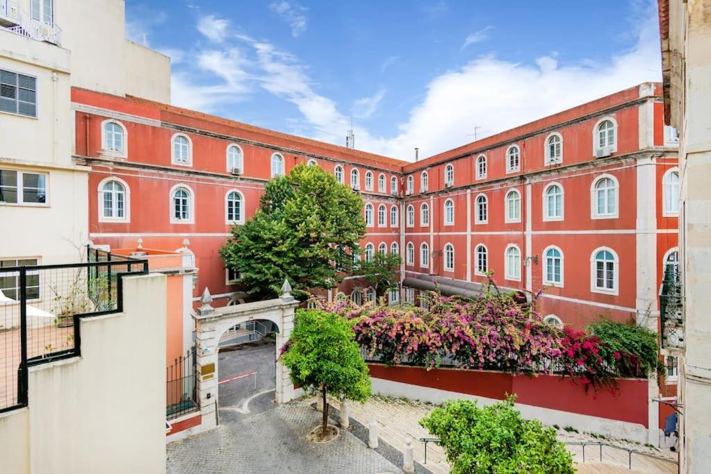 1Br @ Downtown Lisbon Chiado Apartment Екстериор снимка
